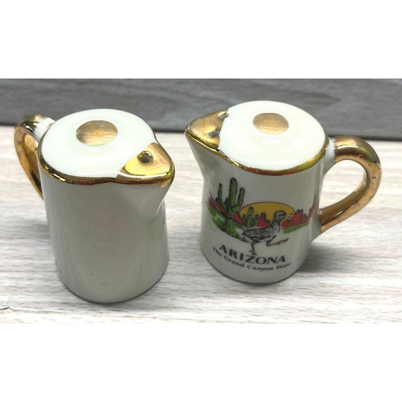 Arizona Salt and Pepper Shaker Set 2" Tall Souvenir Grand Canyon Teapot Style - Picture 6 of 11
